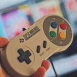 Console rétro gaming : laquelle choisir pour replonger en enfance (et offrir le cadeau parfait) ?